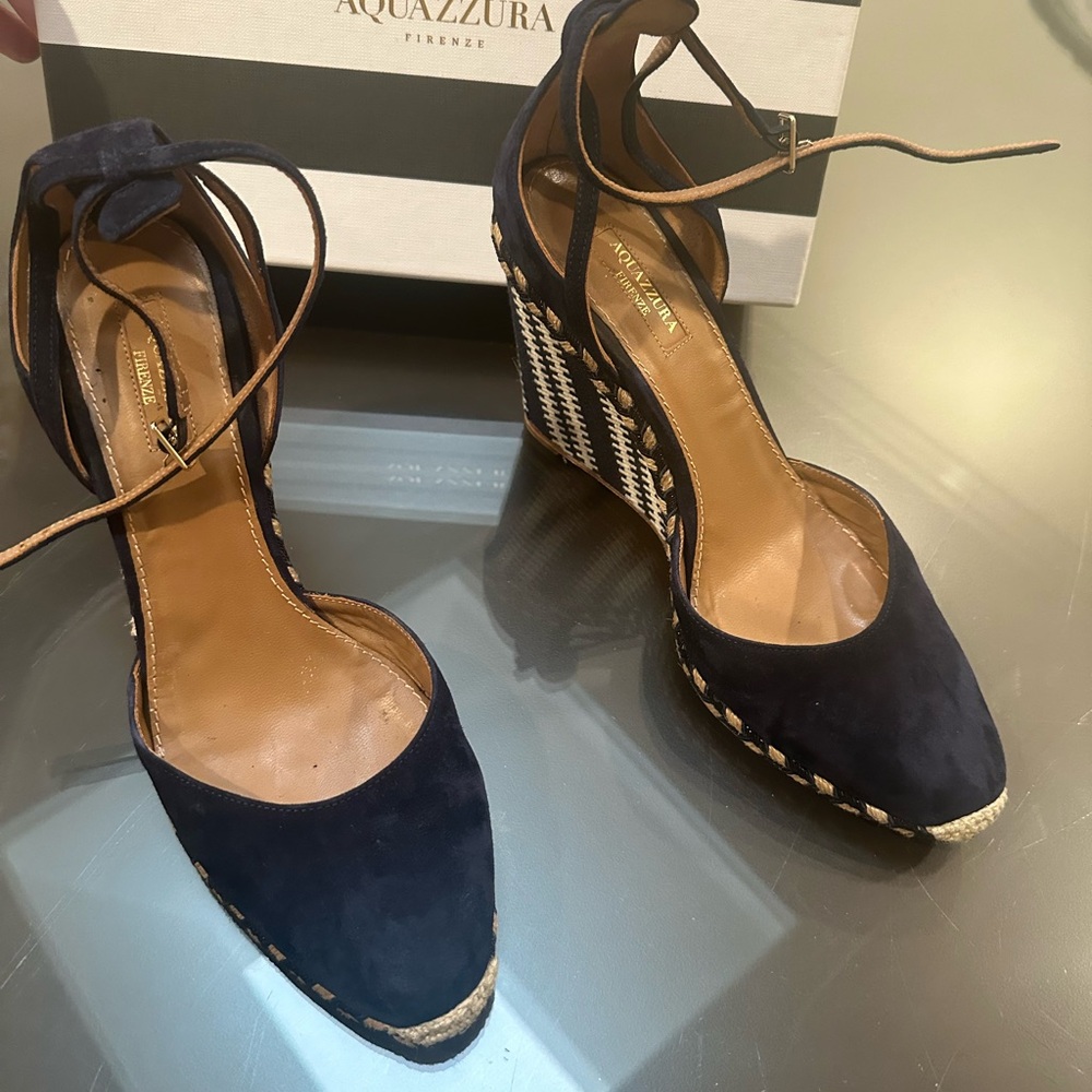 Aquazura wedge Swede in Navy color